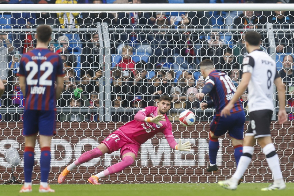 Sha… Saipi si prende la scena e il Lugano sbanca il St. Jakob – Corriere del Ticino